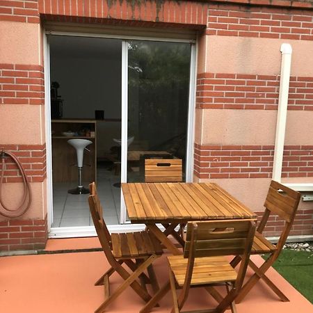 T2 Climatise Jardin & Court De Tennis/Piscine /Parking/Fibre トゥールーズ エクステリア 写真